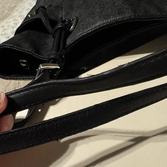 Michael Kors Jet Set Signature Large Tote Bag in Black - EUC - Picture 4 of 11